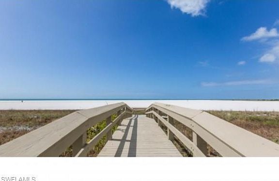 5th image of 240 Seaview Ct APT 316