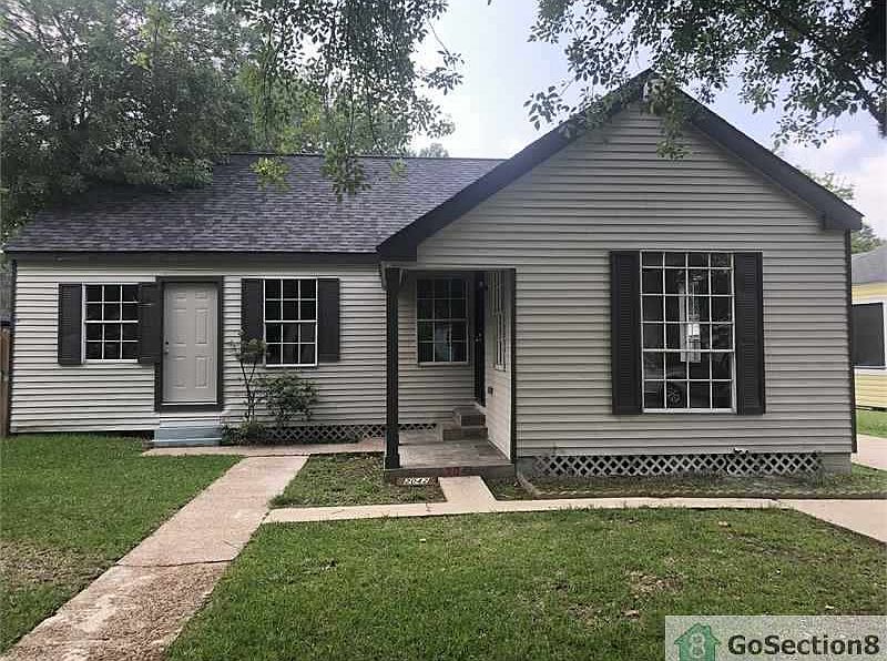1st image of 2042 Pasadena St #3