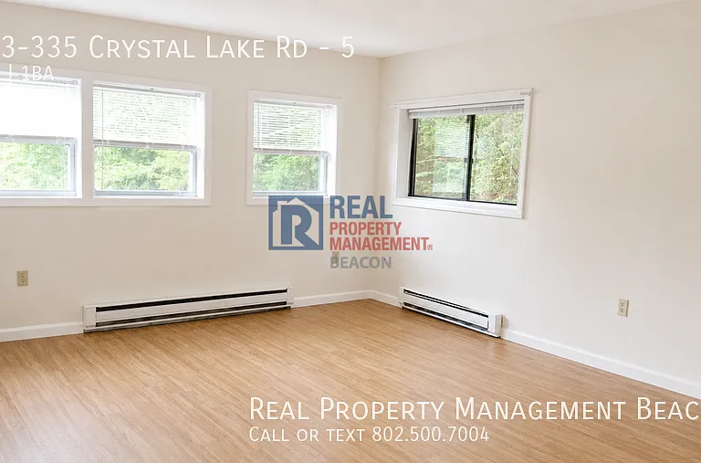 333-335 Crystal Lake Rd #5 — Photo 6