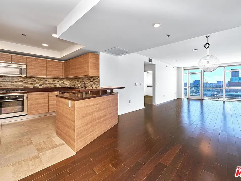 3785 Wilshire Blvd #2008 — Photo 6