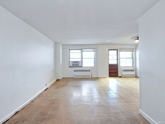 4th image of 1935 Shore Pkwy APT 14A