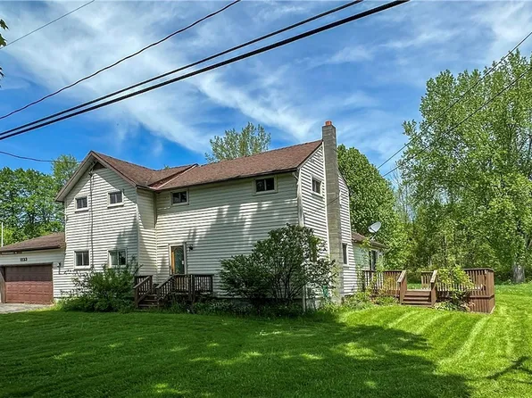 1133 Smith Ridge Rd, Bridgeport, NY 13030