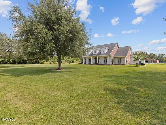 2nd image of 411 Copperfield Way