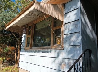 7740 Locust Ave, Gary, IN 46403