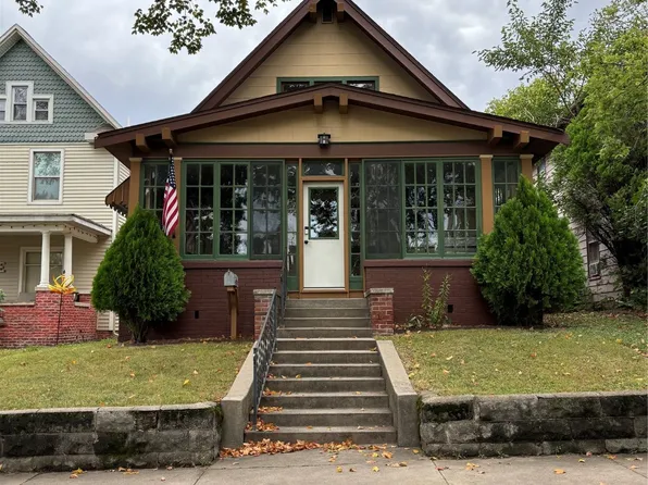 1706 Warford St, Perry, IA 50220