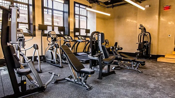 Rented by Nooklyn NYC LLC | media 43