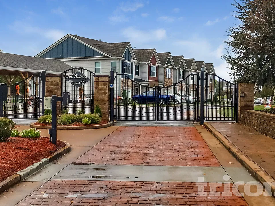 306 Imperial Ct