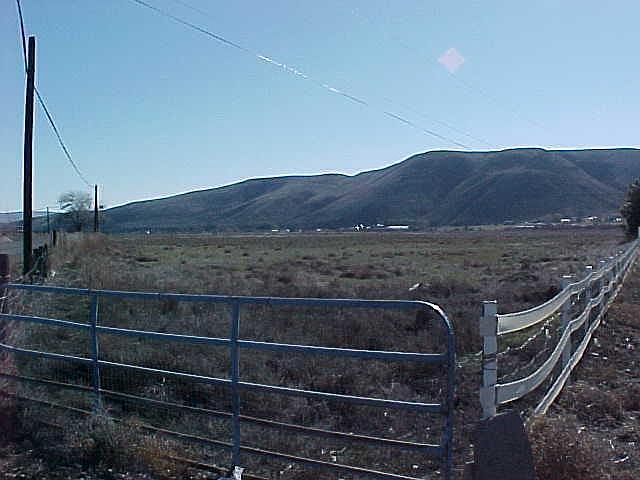2nd image of 21731 N Wenas Rd