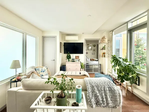 40 North 4th Street image 1 of 55