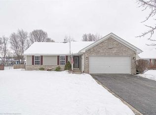 11209 Downing Ln, Roscoe, IL 61073