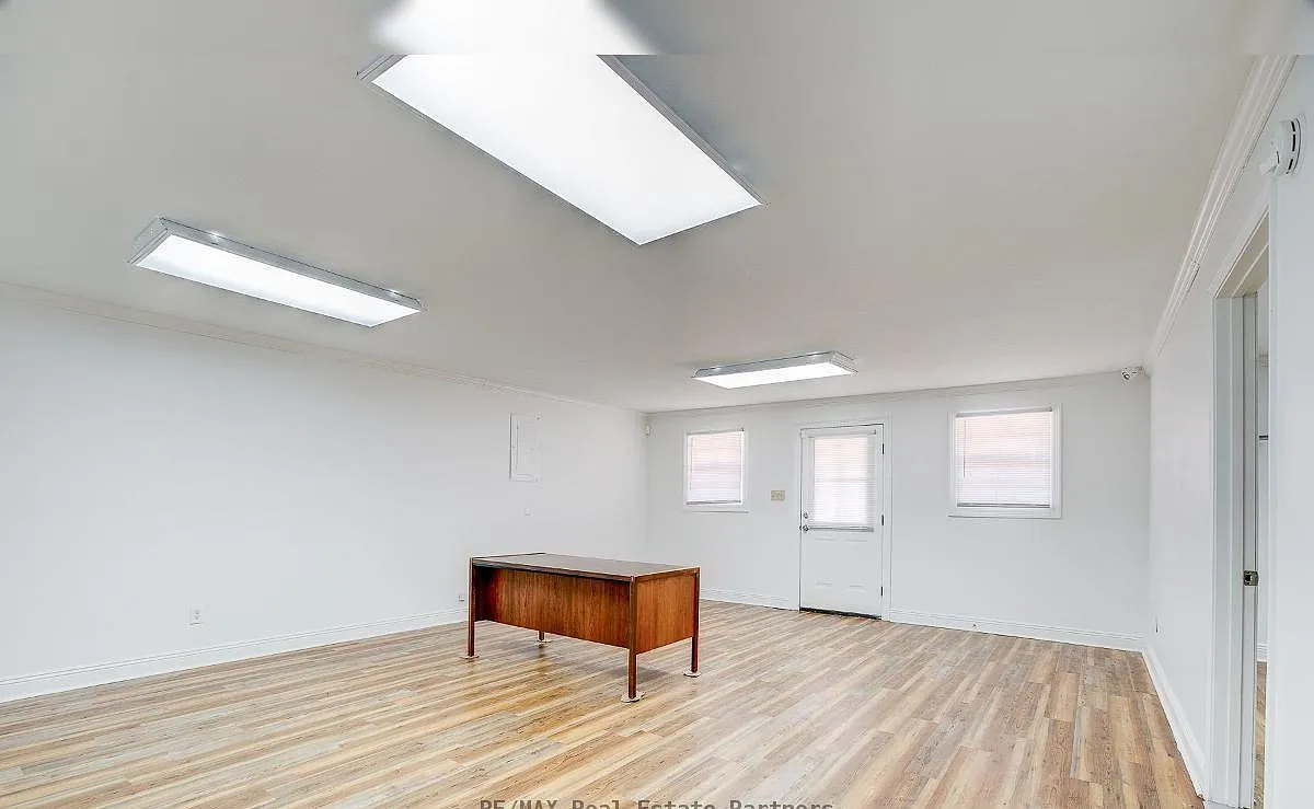 1 bed, 500 sqft, $500 — Photo 3