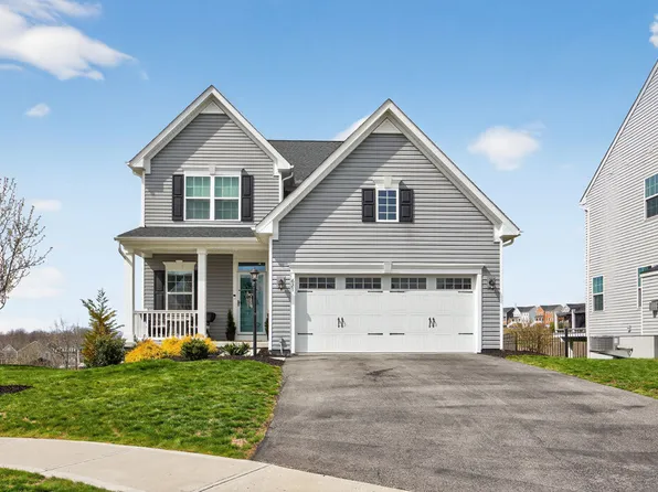 621 Burberry Blvd, Zelienople, PA 16063