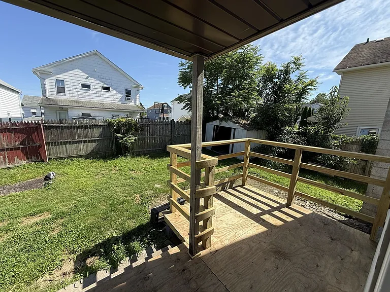194 Green St — Photo 18