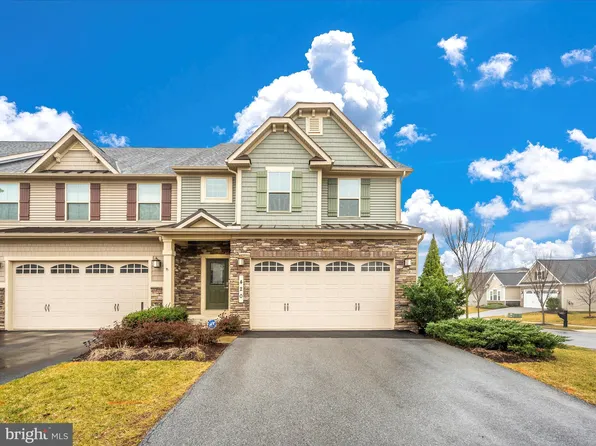 420 Wills Creek Dr, Brunswick, MD 21716