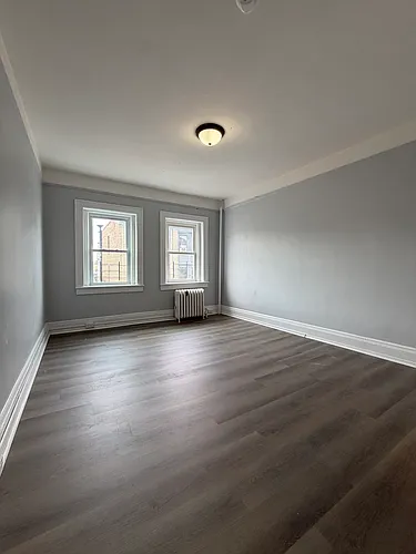 107 Elm St Photo 1