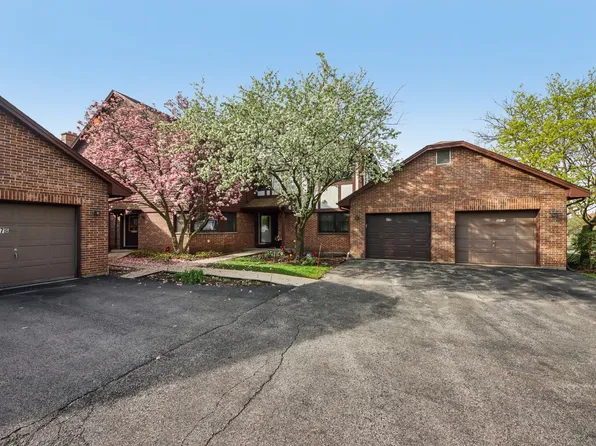 37 Terrace Ln APT F, Lake Zurich, IL 60047