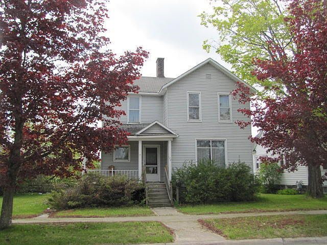 1st image of 122 E Oldfield St