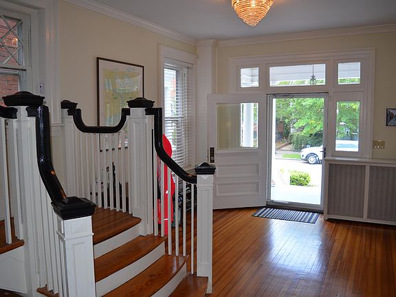 5th image of 607 Westover Ave