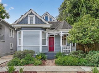 6120 Chestnut St, New Orleans, LA 70118
