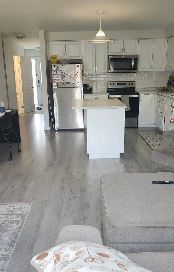 3 bed, $2,600 — Photo 2