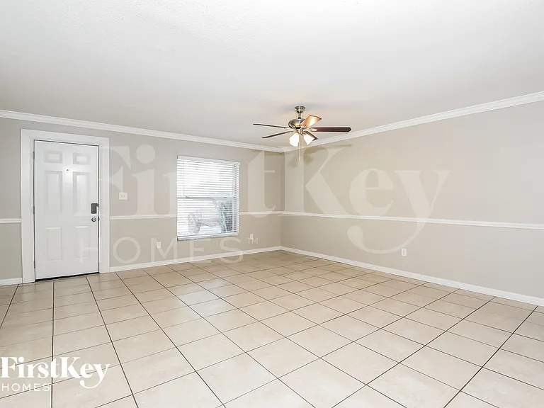 3105 Barna Ave — Photo 9
