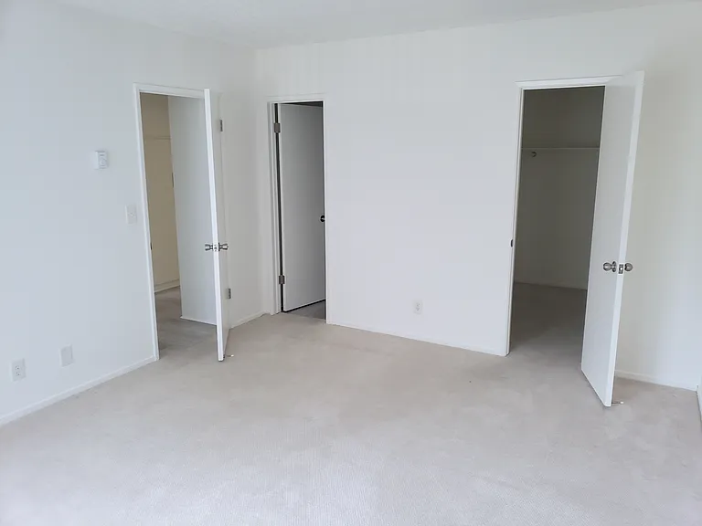 12333 Texas Ave — Photo 10