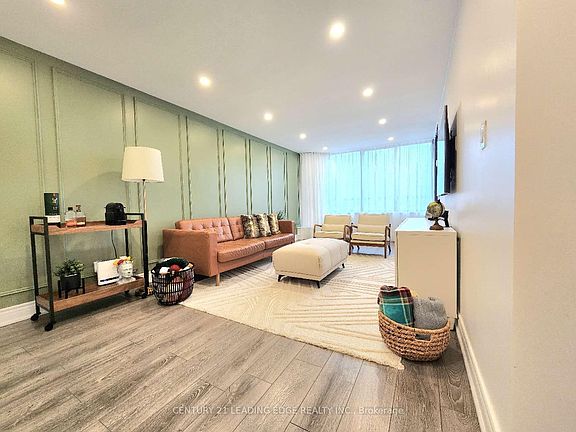 3rd image of 55 Bamburgh Cir #102