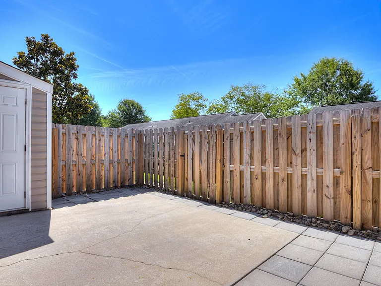1609 Bradley Way — Photo 24