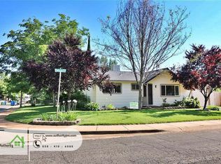 2121 Deimos Ct, Redding, CA 96002