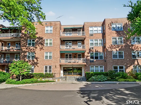 1 Putnam Hill, Greenwich, CT 06830