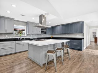 10335 Emnora Ln, Houston, TX 77043