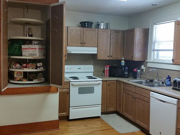 Updated kitchen with hardwood floor