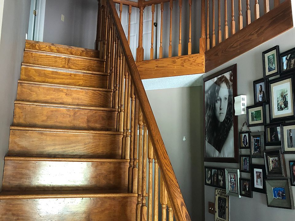 2nd image of 988 Harrison Rd