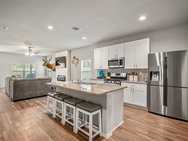 210 Bellewood Manor Dr — Photo 12