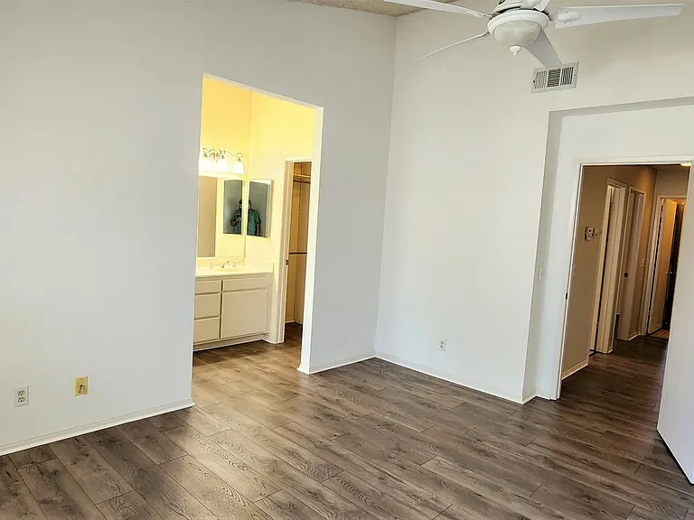 3219 W Avenue J4 — Photo 12