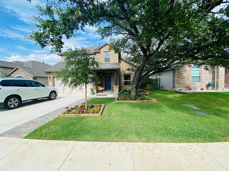 113 Rusk Bluff Ave — Photo 1