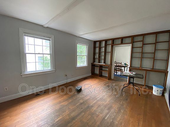 3rd image of 404 Norfolk St