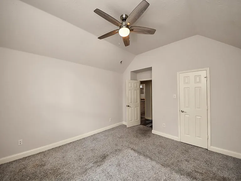 6314 Holly Canyon Ct — Photo 36