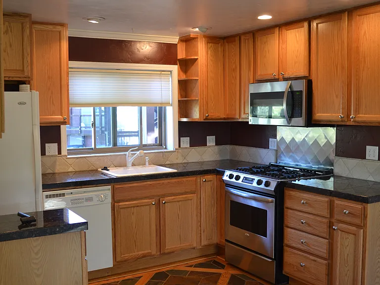 2970 Columbine Dr #501 — Photo 1
