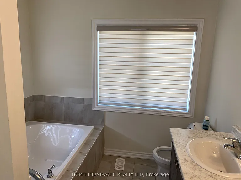 2 Cahill Dr — Photo 27