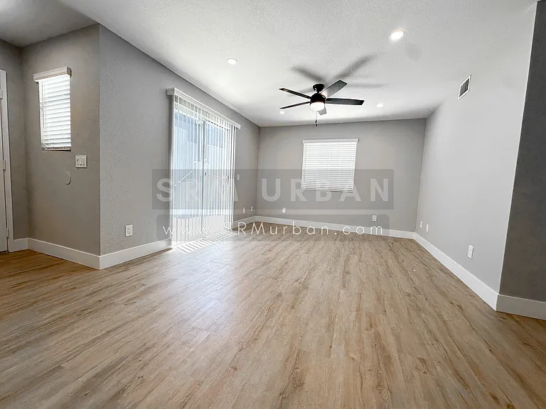 4742 Seminole Dr #2 — Photo 2