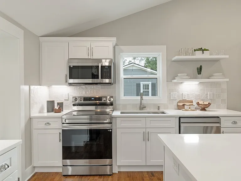 1305 Chickering Dr — Photo 14