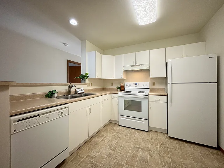 6162 Dell Dr #110 — Photo 1