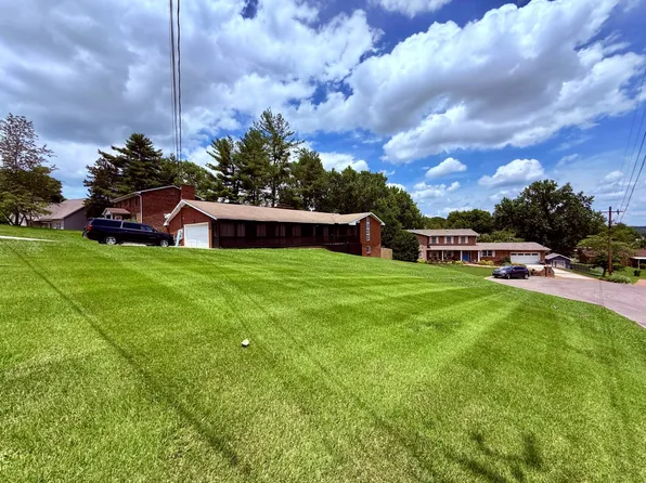 1414 Rosalyn Dr, Knoxville, TN 37914