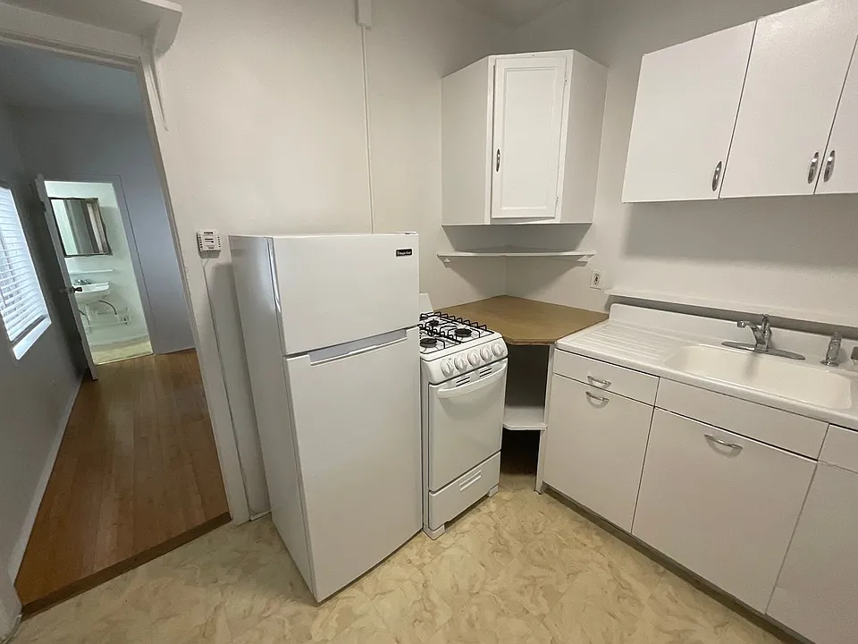 20 Thornton, LLC