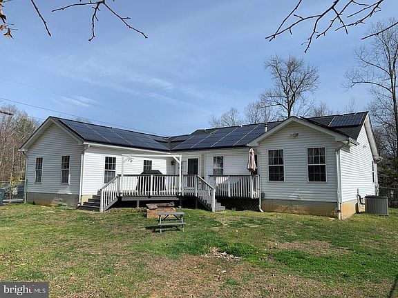 3rd image of 10561 Prince Charles Dr