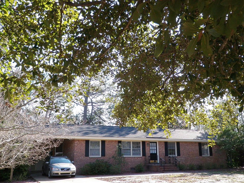 1st image of 3211 Chalmers Dr