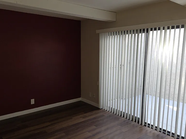 116 Chapel Ave — Photo 33