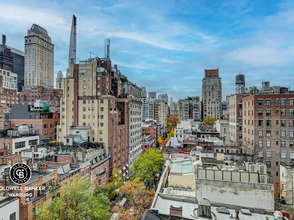 580 Park Avenue image 4 of 19