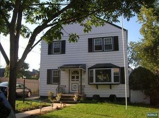 87 Summit St, Ridgefield Park, NJ 07660